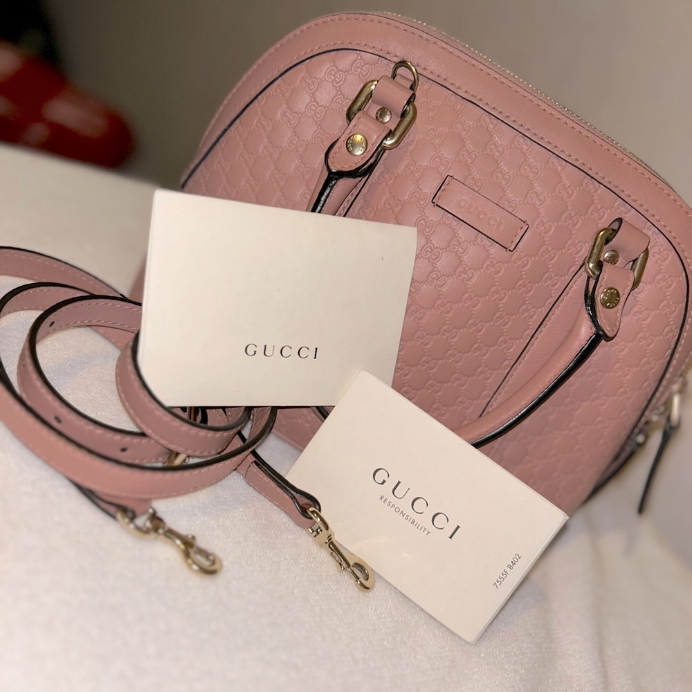 Gucci strap bag